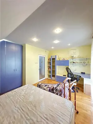 GIROCULUI - Casa individuala - Piscina incalzita si sauna - Garaj - Teren 657mp - imagine 10