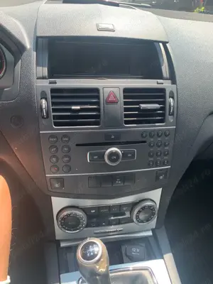 Mercedes C class 220 Blue Efficiency  - imagine 4