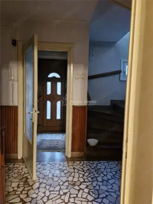 Casa S+P+E, garaj, pretabila - locuinta, clinica, birouri - Ultracentral - imagine 6 Casa S+P+E, garaj, pretabila - locuinta, clinica, birouri - Ultracentral - imagine 6