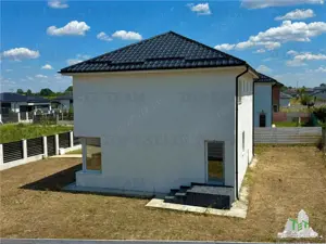 Casa individuala tip P+1+Pod cu 128 mp utili si 500mp de curte - imagine 3