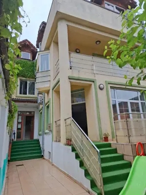 Vila 7 camere zona Tineretului