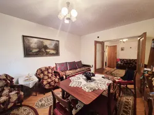 De vânzare   Apartament cu 3 camere, parter, 2 boxe   Bulevardul Traian, Piatra-Neamț - imagine 7