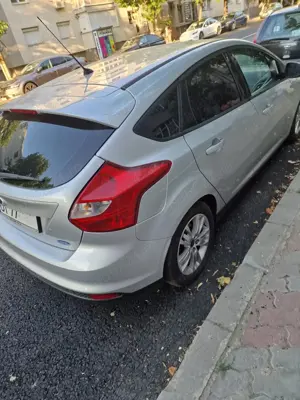 Ford  focus  mk3 1.6 benzină ti-vct+gpl - imagine 6 Ford  focus  mk3 1.6 benzină ti-vct+gpl - imagine 6