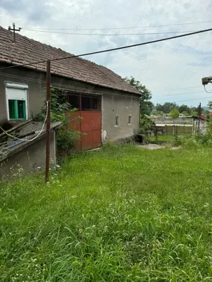 Vand casa + teren intavilan - imagine 2 Vand casa + teren intavilan - imagine 2