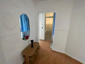 Apartament 2 camere, 54 mp   zonă liniștită, Cugir - imagine 4