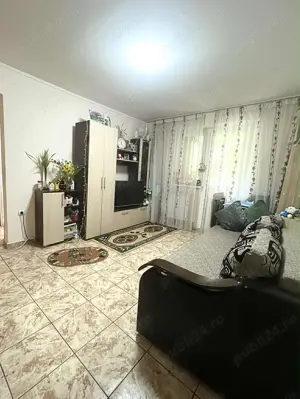 Apartament 2 cam etaj 1  - imagine 4