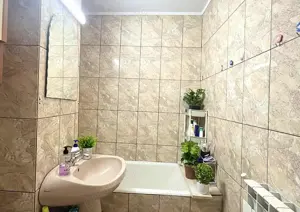 Apartament 2 cam etaj 1  - imagine 3
