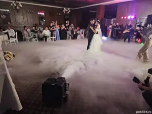 Se vand 2 masini fum greu dansul mirilor - imagine 5