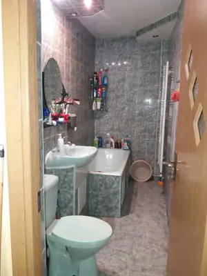 apartament doua camere - imagine 8