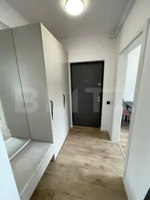 Apartament mobilat si utilat, bucatarie separata, parcare subterana, zona Terra - imagine 6