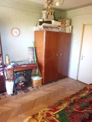 Apartament 3 camere, decomandat, 1 Mai vizavi de Spitalul Nr 1 ,  pe Insula - imagine 4