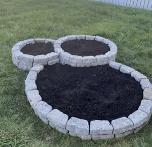 The Crown Garden Desing  - imagine 3