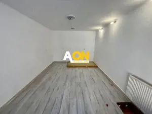 Spațiu Comercial, 73mp, Vad Comercial Bun, Zona Cetate - imagine 3