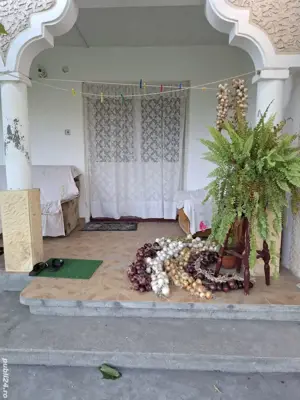 Casa cu teren de vanzare  - imagine 2