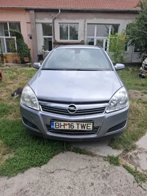 Vand Opel Astra H in stare perfecta atat estetic cat si de functionare,an 2009,motor 14TDI