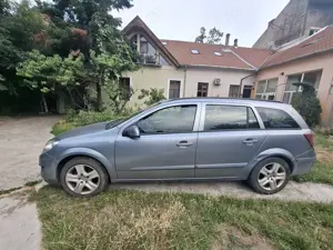 Vand Opel Astra H in stare perfecta atat estetic cat si de functionare,an 2009,motor 14TDI - imagine 3