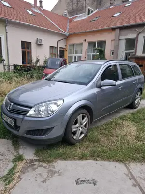 Vand Opel Astra H in stare perfecta atat estetic cat si de functionare,an 2009,motor 14TDI - imagine 2