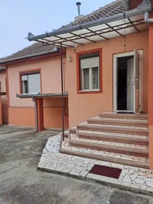 CASA DE VANZARE IN HD - imagine 14