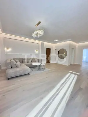 Apartament decomandat cu 3 camere ultrafinisat de vanzare in Floresti