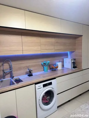 vand apartament cu 2 camere 