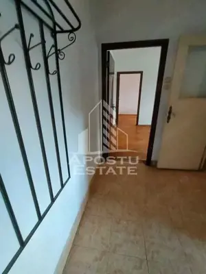 Apartament cu 2 camere, semidecomandat, etajul 2, zona Sagului - imagine 5
