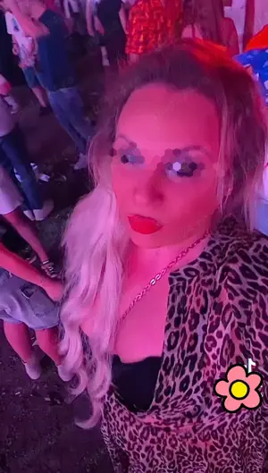 Profil real TS Mia - Confirmare 100%reala