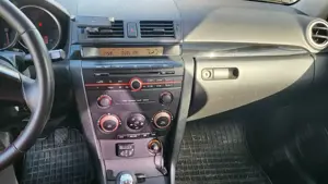 vand mazda 3, 2006, 1,6 diesel - imagine 2