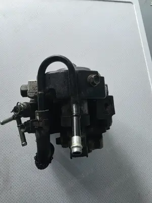 Pompa injectie Toyota Yaris 1.4d 90cp 1nd-tv p9 euro 4 - imagine 3