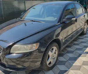 Vand autoturism Volvo S40, in stare foarte buna de functionar (probe la mecanic) - imagine 2