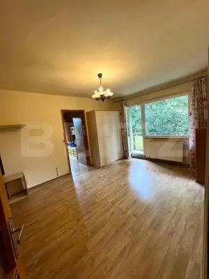 Apartament de vanzare, 3 camere, 65 mp, etaj intermediar, zona Calea București