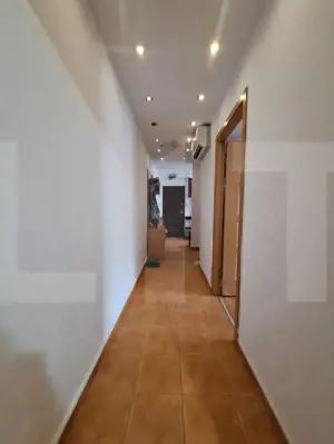 Apartament de vanzare, cu 2 camere decomandat, mobilat, zona Spitalul Judetean - imagine 11