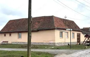 Casa si teren- Loc. Zărand, jud. Arad