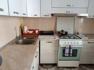 Garsoniera in zona Izvor - imagine 3