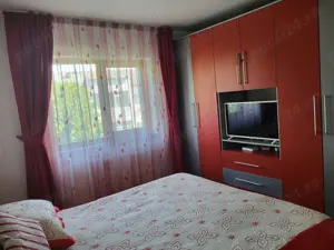Proprietar vand apartament, 3 camere decomandate,72 mp utili, Str.Nordului Bacau - imagine 2