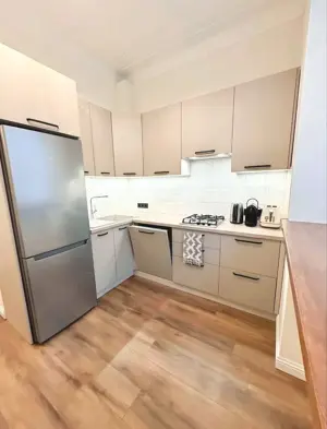 Garsoniera in zona Izvor - imagine 2