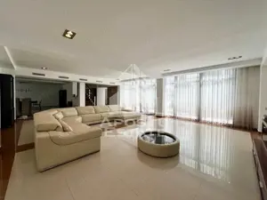 Casa de lux cu 5 camere, 4 bai, piscina privata , zona Aradului - imagine 5