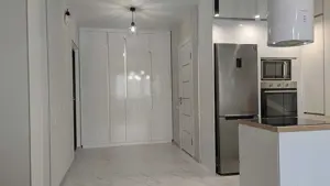 Garsoniera in zona Izvor - imagine 2