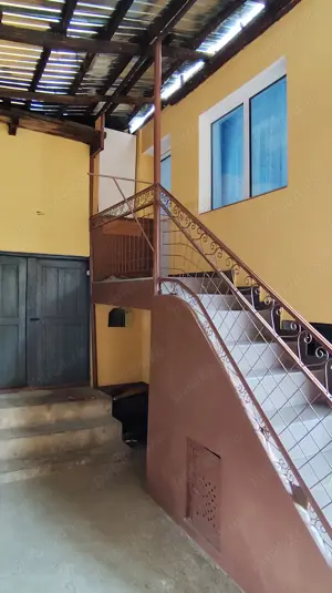 Casa de vânzare 5 camere  plus 3,5 ha pământ .com. Scundu Sat Blejani - imagine 5