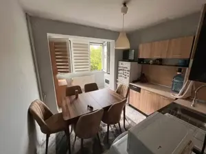 Se ofera apartament cu o camera Medicinei