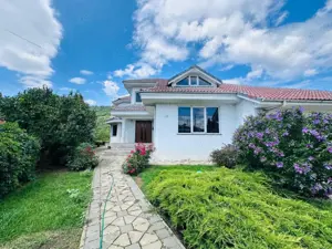 Casă de vânzare – 6 camere – Str. Dărmănești, Piatra Neamț - imagine 3