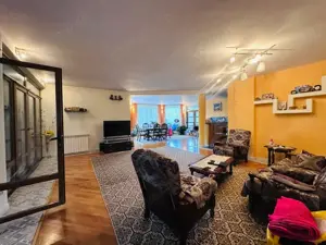 Casă de vânzare – 6 camere – Str. Dărmănești, Piatra Neamț - imagine 17