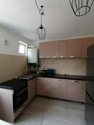 Inchiriez apartament in regim hotelier zona Mall