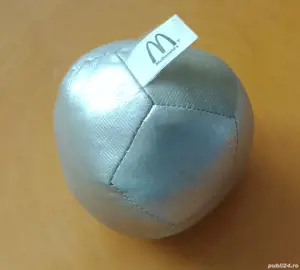 Jucarie minge mică de la McDonald's  - imagine 3