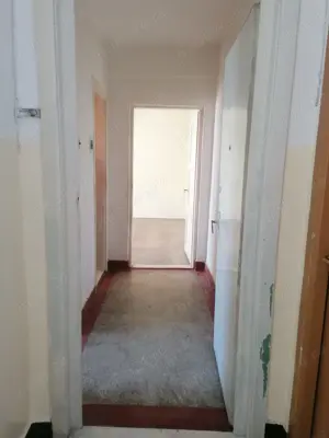 Apartament Ultracentral langa Platou Dacia etaj 2!! - imagine 6