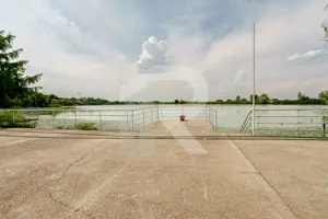 Casa cu teren de 3000 mp - ponton la lac - piscina si casa de oaspeti - imagine 7