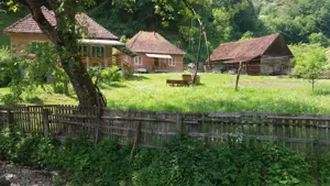 Vand casa in Mihaileni,com.Buces,jud.Hunedoara