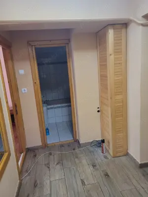 Vând apartament 2 camere 54 metri patrati zonă ultracentrală Pașcani - imagine 6