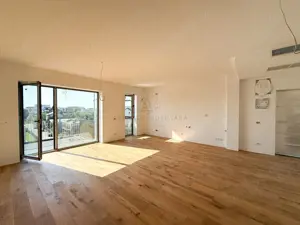 4 Camere Spatios| Baneasa | Green Lake