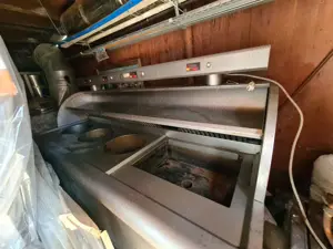 Vând fripteoza profesionala