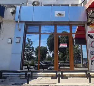 Spatiu comercial de inchiriat – 2 camere, 33 mp,  zona Port